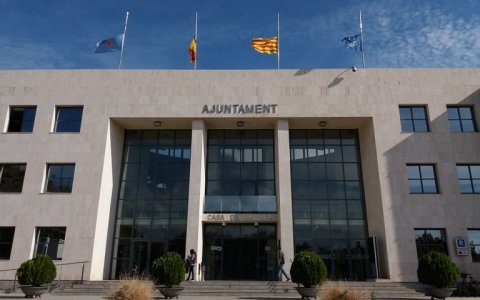 L'edifici de l'Ajuntament de Cambrils. FOTO:CEDIDA.
