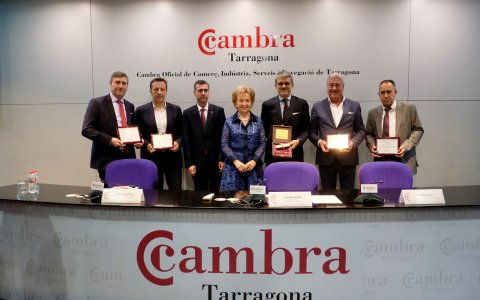 Una foto dels premiats a la Cambra de Comerç de Tarragona. FOTO: CEDIDA.