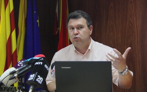 El cap del gabinet d'estudis tècnics de la CEPTA, Juan Gallardo, en la seva exposició. FOTO: CEDIDA.