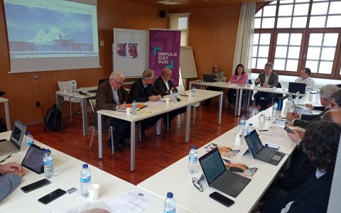 La taula d'experts ha tingut lloc a la Fundació URV, a Reus.