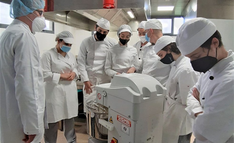 Una de les màquines cedides per Europastry. FOTO: CEDIDA.