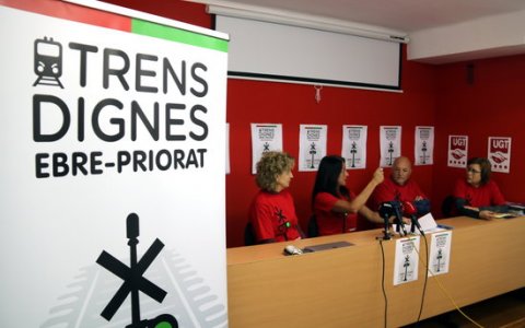 Una imatge de la roda de premsa de Trens Dignes. FOTO: ACN.