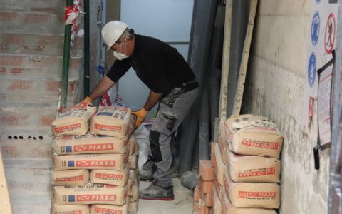 Un treballador de la construcció. FOTO: ACN.