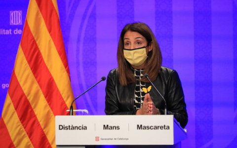 La consellera de presidència, Meritxell Budó, en la roda de premsa. FOTO: ACN.
