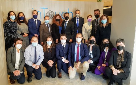L'equip de l'oficina inTouch. FOTO: CEDIDA.