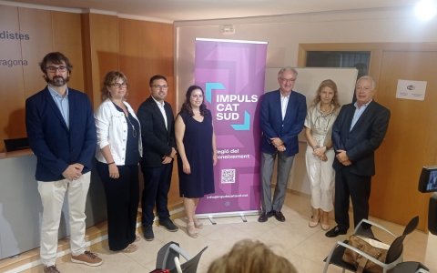 D'esquerra a dreta: Jordi Colet (Proacit), Berta Cabré (FEHT), Sergi Novo (TICSud), Blanca Vallcorba (vicepresidenta ImpulsCatSud), Miquel M. Aragonès (president ImpulsCatSud), Maria Mas (AEQT) i Josep-Xavier Pujol (CAT).