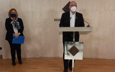L'alcalde Carles Pellicer presentant els números del 2020. FOTO: CEDIDA.