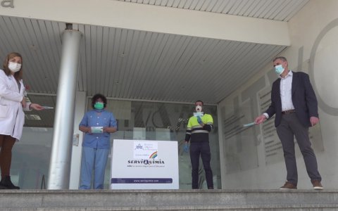 Entrega de mascartes a l'hospital Verge de la Cinta de Tortosa. FOTO: CEDIDA.