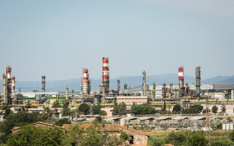 La petroquímica afronta el repte de la descarbonització.