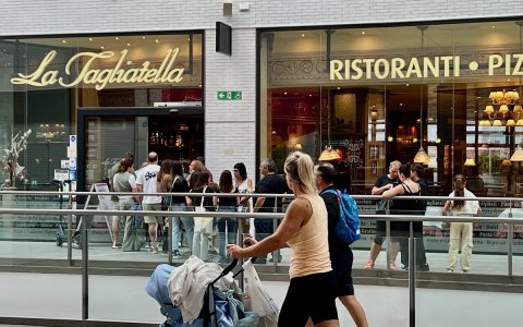 Nuevas incorporaciones y actividades innovadoras, como el córner de realidad virtual, refuerzan el atractivo del centro comercial.