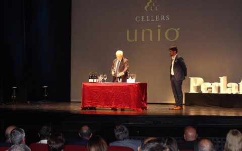 Un moment de la presentació del nou Perlat al Teatre Bartrina. FOTO: CEDIDA.