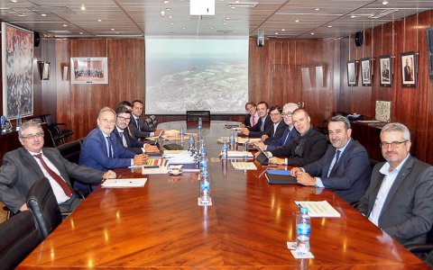 Una imatge de la reunió dels responsables del Port de Tarragona i els de Puertos del Estado. FOTO: CEDIDA.