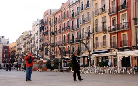 La disminució de l'atur ha estat condicionada per la contractació laboral de la campanya turística de Setmana Santa. FOTO: CEDIDA.